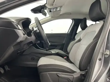 Photo 17 Renault Clio  TCe 90