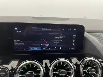 Photo 20 Mercedes GLA  250 e 8G-DCT