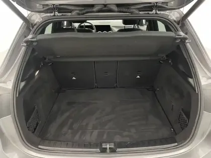 Photo 13 Mercedes GLA  250 e 8G-DCT