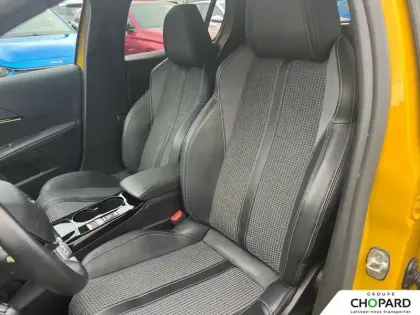 Photo 8 Peugeot 208  Electrique 50 kWh 136ch