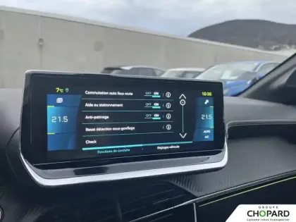 Photo 18 Peugeot 208  Electrique 50 kWh 136ch