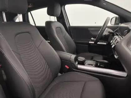 Photo 27 Mercedes EQA  250+