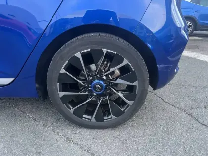 Photo 39 Renault Clio  E-Tech full hybrid 145