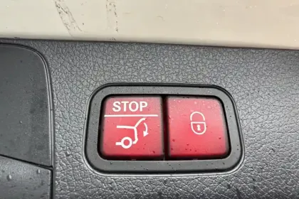 Photo 28 Mercedes GLB  200 d 8G-DCT