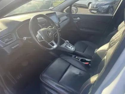 Photo 36 Renault Captur  TCe 140 EDC FAP - 21