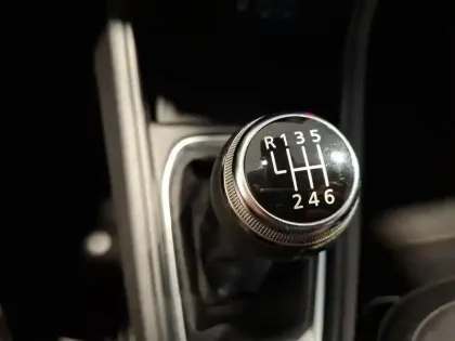 Photo 29 Renault Captur  TCe 90 - 21