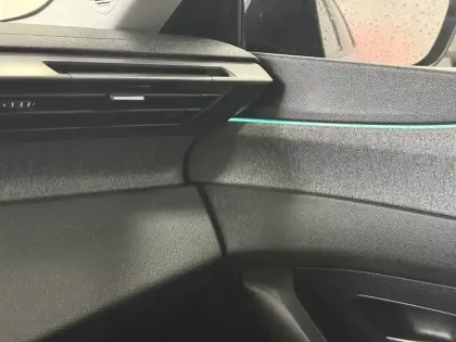 Photo 42 Peugeot 308  PureTech 130ch S&S EAT8