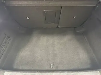 Photo 52 Peugeot 308 Gén. III Ph1 Allure Pack 5