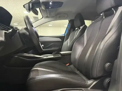 Photo 9 Peugeot 308  PureTech 130ch S&S EAT8