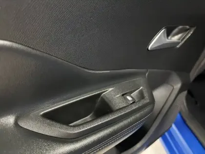 Photo 19 Peugeot 308  PureTech 130ch S&S EAT8