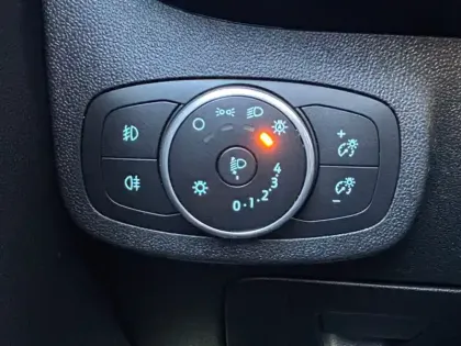 Photo 23 Ford Fiesta Gén. V Ph1 Base 5