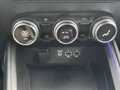 Photo 26 Renault Clio  TCe 100