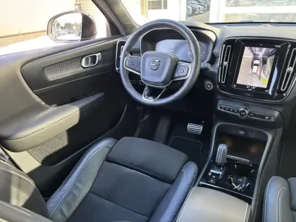 Photo 25 Volvo Xc40  D3 AdBlue 150 ch Geartronic 8