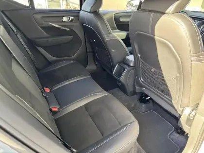 Photo 20 Volvo Xc40  D3 AdBlue 150 ch Geartronic 8