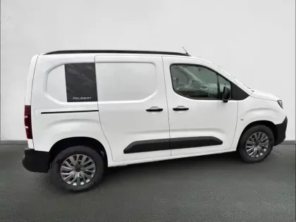 Photo 43 Peugeot Partner  FOURGON M DIESEL 100 CH MANUELLE