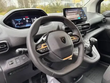 Photo 8 Peugeot Partner  FOURGON M DIESEL 100 CH MANUELLE