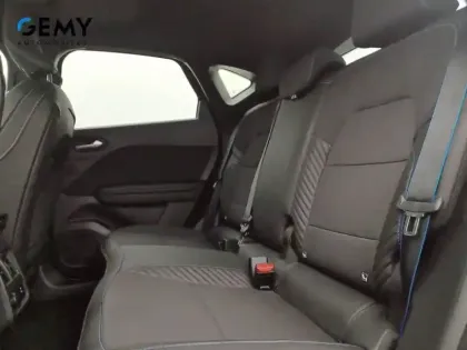 Photo 9 Renault Captur  E-Tech full hybrid 145 ch