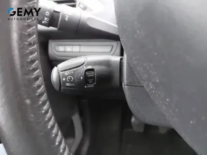 Photo 13 Peugeot 208  1.2 PureTech 82ch BVM5