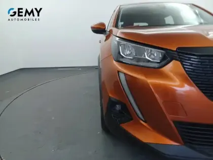 Photo 19 Peugeot 2008  BlueHDi 100 S&S BVM6