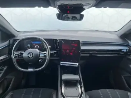 Photo 5 Renault Austral  E-Tech hybrid 200