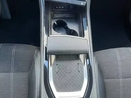 Photo 19 Renault Austral  E-Tech hybrid 200