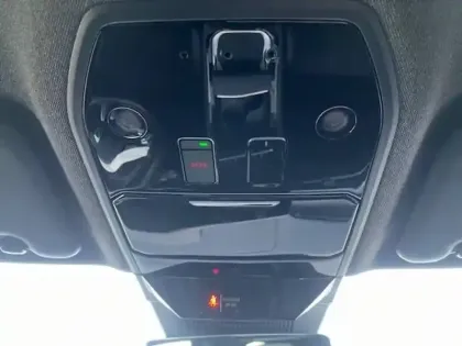 Photo 15 Renault Austral  E-Tech hybrid 200