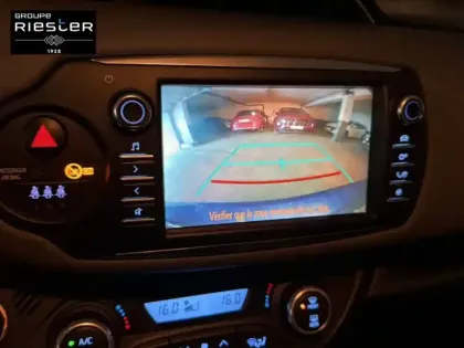 Photo 19 Toyota Yaris  110 VVT-i