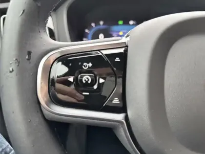 Photo 20 Volvo Xc60  B4 197 ch Geartronic 8