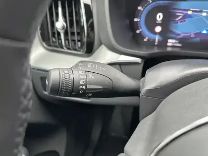 Photo 22 Volvo Xc60  B4 197 ch Geartronic 8