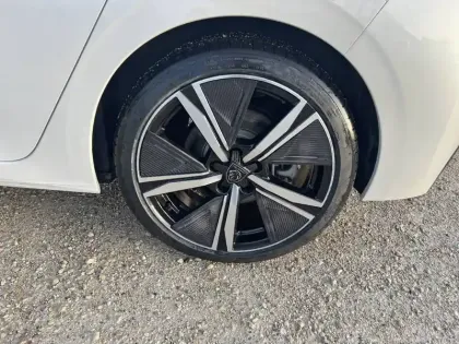 Photo 10 Peugeot 308  PHEV 180 e-EAT8