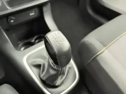 Photo 23 Citroën C3  PureTech 83 S&S BVM5 Shine