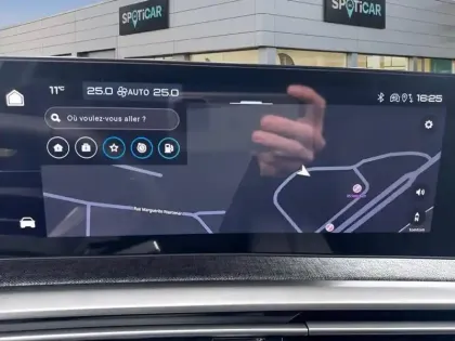 Photo 21 Peugeot 5008  Hybrid 145 e-DCS6 Allure