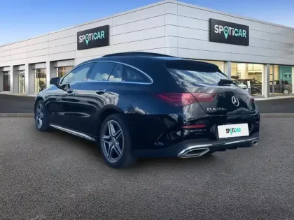 Photo 29 Mercedes CLA  Shooting Brake 250 7G-DCT 4Matic AMG Line