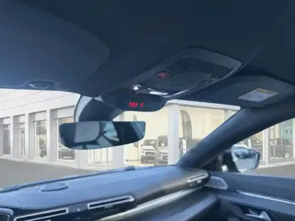 Photo 27 Peugeot 508  Hybrid 225 e-EAT8 GT