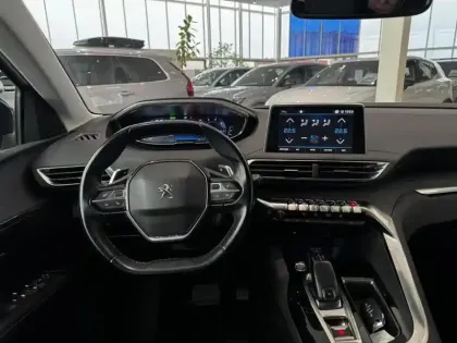 Photo 17 Peugeot 3008  BlueHDi 130ch S&S EAT8 Allure
