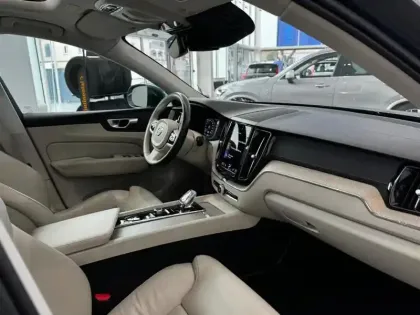 Photo 22 Volvo Xc60  T6 Recharge AWD 253 ch + 87 ch Geartronic 8 Inscription Luxe