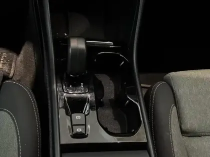 Photo 21 Volvo Xc40  B3 163 ch DCT7 Plus