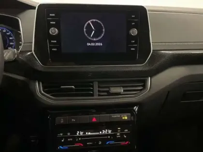 Photo 9 Volkswagen T-cross 1.0 TSI 116 Start/Stop DSG7 R-Line Edition