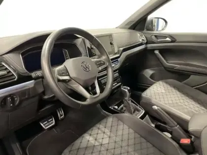 Photo 8 Volkswagen T-cross 1.0 TSI 116 Start/Stop DSG7 R-Line Edition