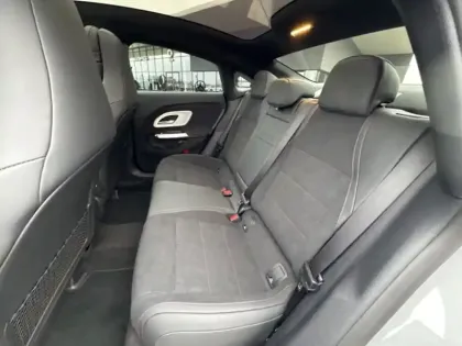 Photo 40 Mercedes CLA  200 AMG Line