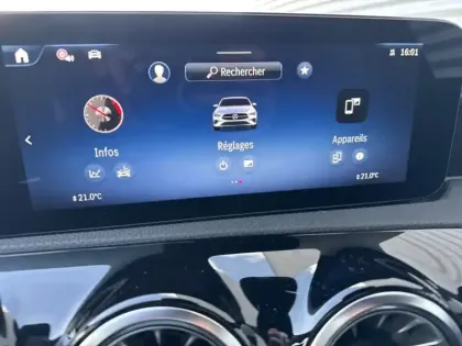 Photo 24 Mercedes CLA  200 d Coupé AMG Line