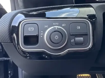 Photo 15 Mercedes CLA  200 d Coupé AMG Line