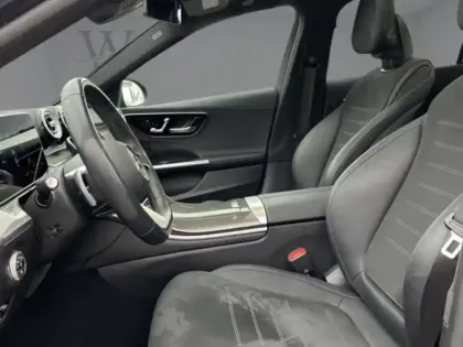 Photo 17 Mercedes Classe C  220 d Berline AMG Lin