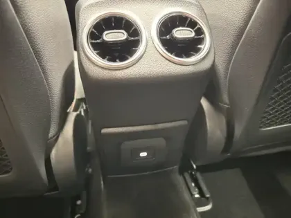 Photo 19 Mercedes Classe A 200 AMG Line