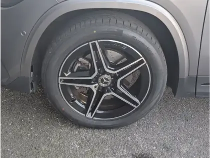 Photo 8 Mercedes GLA 250 e 