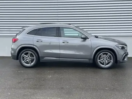 Photo 5 Mercedes GLA 200 d AMG Line