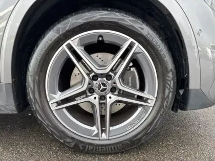 Photo 8 Mercedes GLA 200 d AMG Line