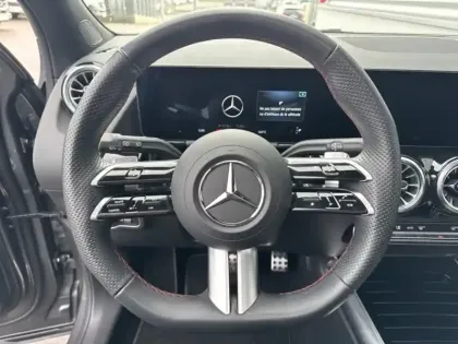 Photo 20 Mercedes GLA 200 d AMG Line