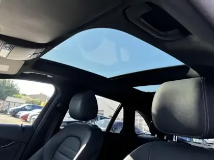 Photo 14 Mercedes Classe GLC GLC 220 d 4MATIC SUV AMG Line 