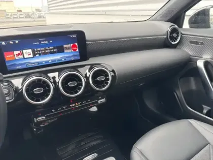 Photo 18 Mercedes Classe A 180 Progressive Line